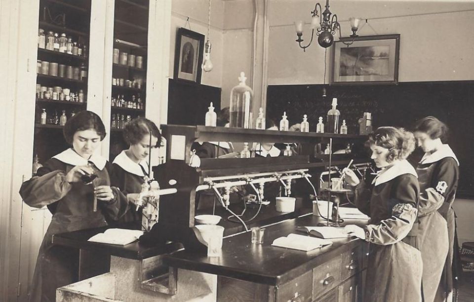 Sr. Bernadette Bryan's chemistry class at Ursuline Academy in Paola, Kansas, in the 1920s. On Aug. 31, the Paola campus' motherhouse officially reopened as Arista Recovery. (Courtesy of the Ursuline Sisters of Mount St. Joseph)