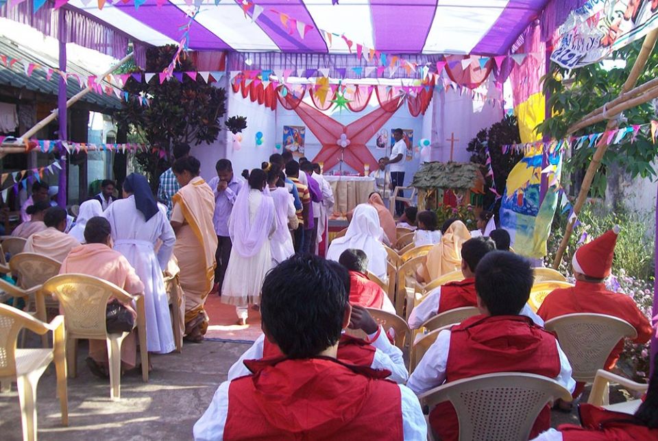 Bishop Sarat Chandra Nayak celebrates Christmas Mass in the Central Jail, in the Berhampur Diocese, in Odisha, India. (Provided photo)