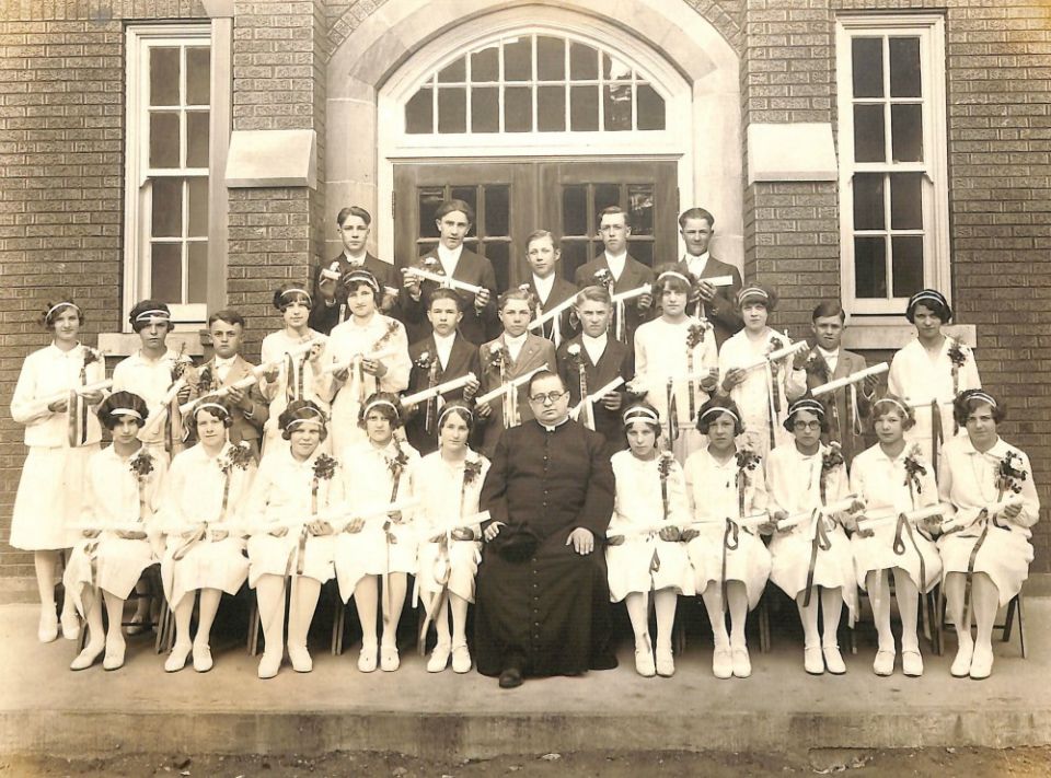 Chicago Benedictine Sr. Vivian Ivantic (front row, fourth from right) at her eighth-grade graduation from Mother of God School in Waukegan, Illinois, in 1927. (Courtesy of the Benedictine Sisters of Chicago) Chicago Benedictine Sr. Vivian Ivantic (front row, fourth from right) at her eighth-grade graduation from Mother of God School in Waukegan, Illinois, in 1927. (Courtesy of the Benedictine Sisters of Chicago)