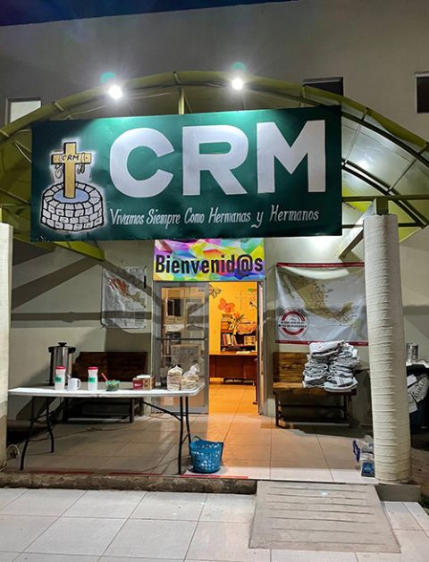 The Centro de Recursos para Migrantes, or Migrant Resource Center, in Agua Prieta, Mexico, stands ready to welcome deported migrants at 2 a.m. one morning in October 2021. (Peter Tran)