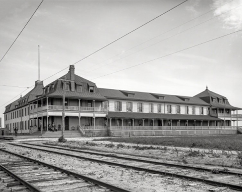 St. Mary by-the-Sea Retreat House in 1907, two years before the Sisters of St. Joseph purchased the property for $9,000 (Courtesy of the Sisters of St. Joseph of Chestnut Hill)