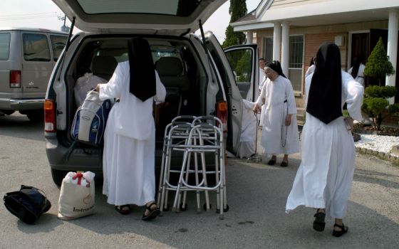 While evacuating during Hurricane Rita in 2005, several Dominican Sisters of Mary Immaculate Province in Texas spent 18 hours in cars on their way toward Dallas.